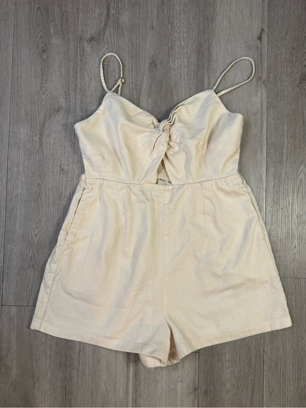 Old Navy Women’s Cream Twist Front Cotton Linen Sleeveless Romper Petite Small